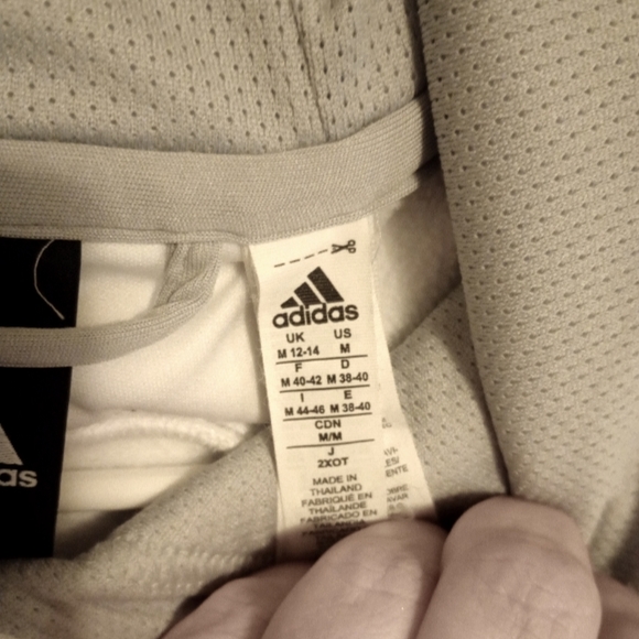 Adidas hoodie (M) - Picture 2 of 3